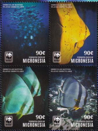 US 1118 Trust Territories Micronesia NH VF 90c Orbicular Batfish Block Or Strip