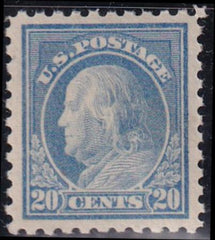 US Washington - Franklin #438 MINT XF LH, beautiful- large margins Cat Value  $310