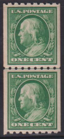 US Early Commemoratives #390 NH XF Line pair Cat Value: $175 as 90