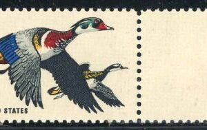 US 1362b VF NH Red and Dark Blue Omitted cv 400.00