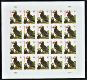 US 4737a Tuffled Puffins Black year date, Overall Tagging, Printed with 4 process colors.