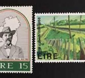 Ireland 502-03 Man and Painting Set