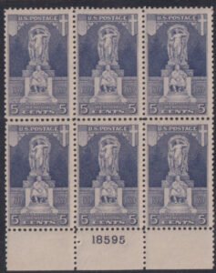US 628 Modern P/B of 6 num 18595 Hinged at top Center