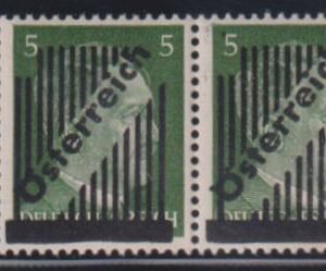 Austria #399 ANK 668 I Mint  NH VF Pair pos 21 (14 lines) & 22 (13 Lines) Cat Value: $340/E320
