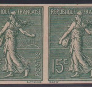 France  Sc 139a #YV130g Hinged F imperf pair Cat Value: $280/340.00