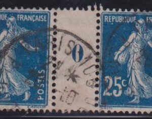 France 168var #YV140 Hinged F millesime pair Cat Value: $25/E22**